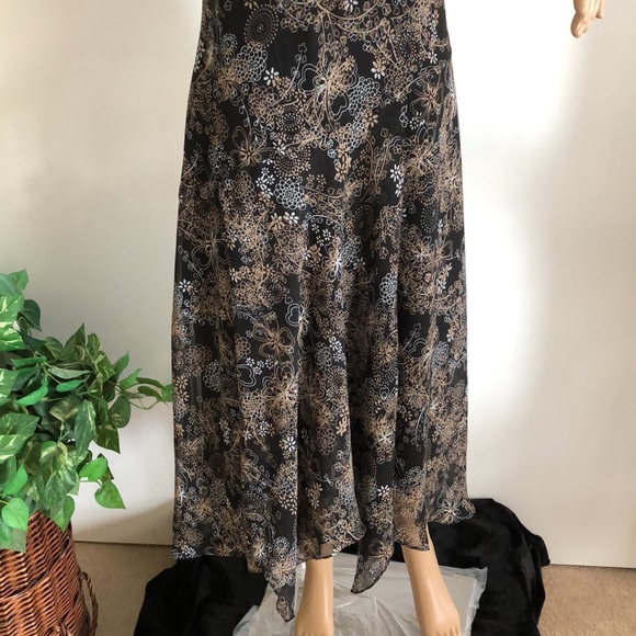 EVAN PICONE All In The details Soft Style with Flare hem. Fully lined Size 14 - Picture 5 of 7